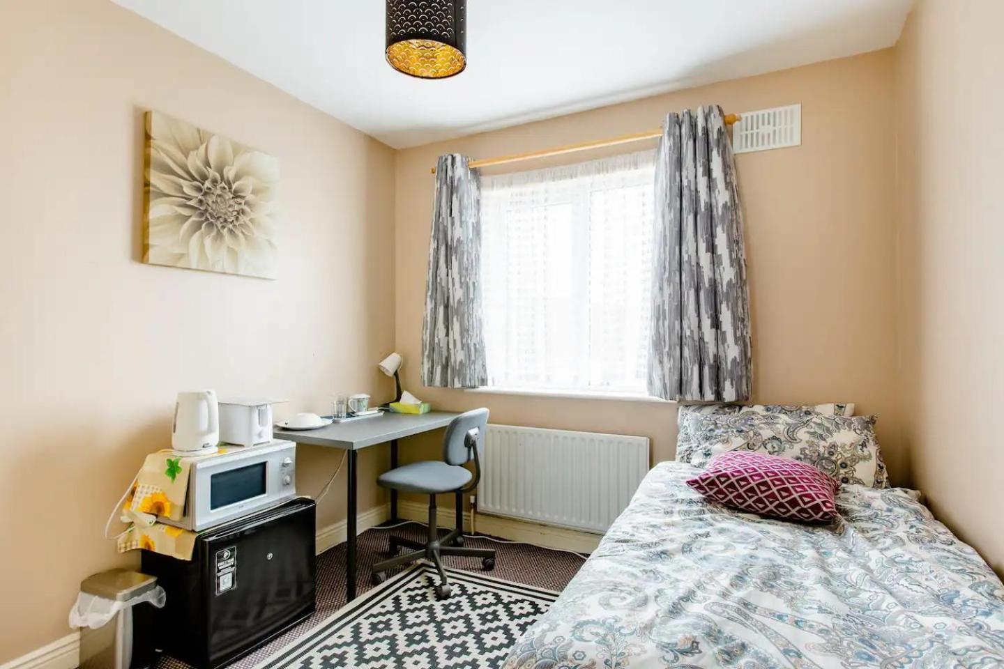 Cosy Single Private Room Near Dublin Airport Сводз Экстерьер фото